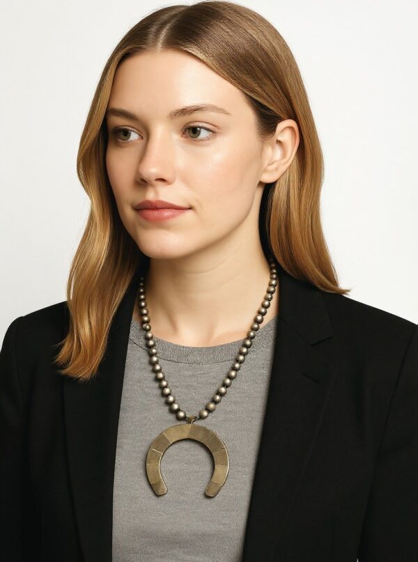 mother of pearl horseshoe necklace